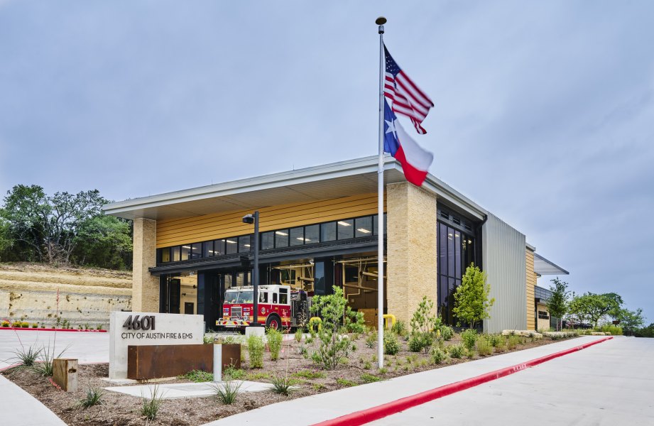 City of Austin Davenport Ranch Fire + EMS Station | PGAL
