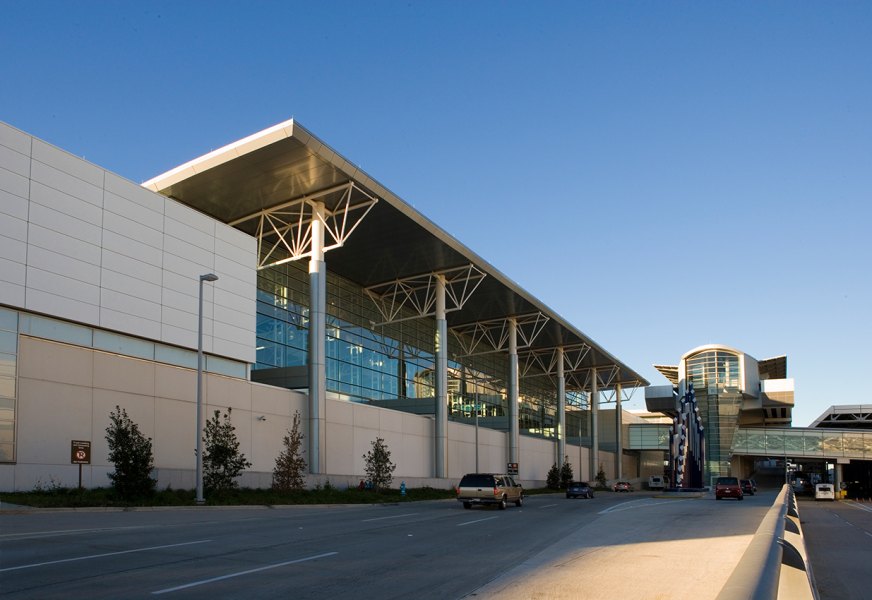 International Arrivals Building At George Bush Intercontinental Airport ...