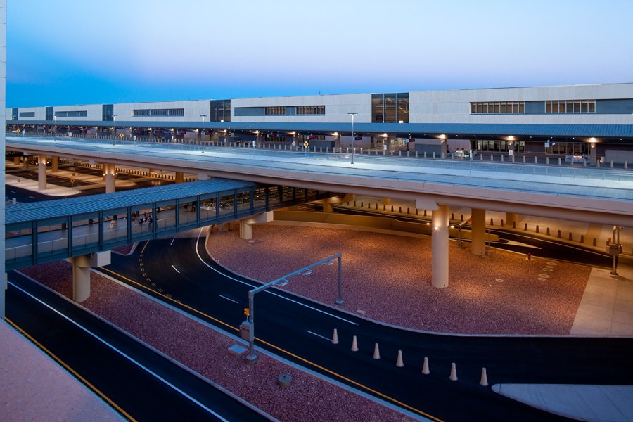 Terminal 3 Departures Level Bridge at Harry Reid International Airport ...